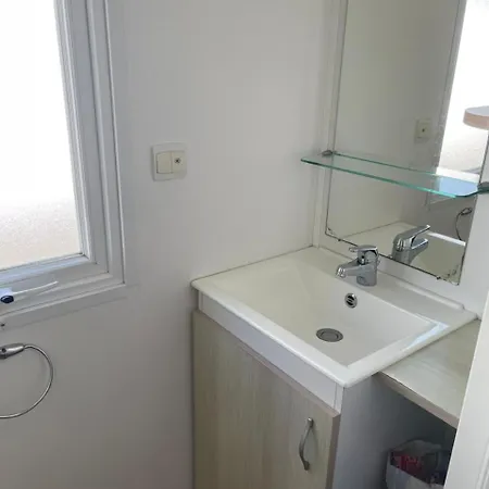 Martins Nazaré Land`s Hause *